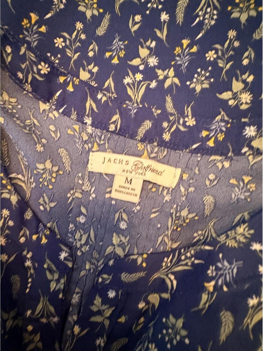 Jach’s Girlfriend Navy floral blouse M